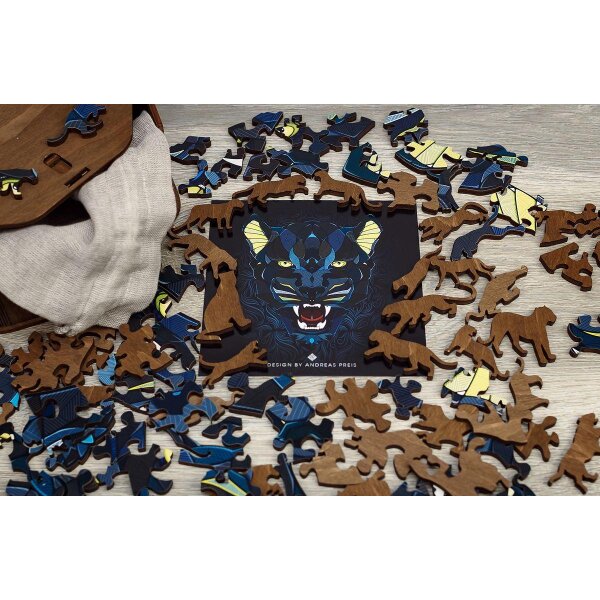 Wooden-Puzzle - Panther (Packed in a wooden box)