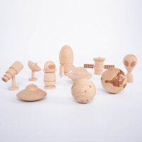 Set of 10 wooden space figures and objects
