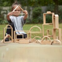 Grosses Set mit 28 verschiedenen Formen aus Holz (Natur)