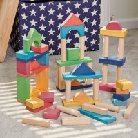 </p>Contiene un totale di 54 grandi blocchi di legno lisci con design tradizionali e un mix di colori naturali e arcobaleno.</p>
