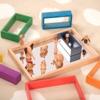 Kleine Holz-Tablettbox mit Spiegelboden
