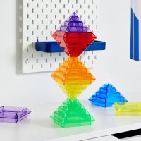 Kit de construction de pyramide de couleur transparente &ndash; 30 pi&egrave;ces
