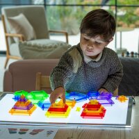 Kit de construction de pyramide de couleur transparente &ndash; 30 pi&egrave;ces