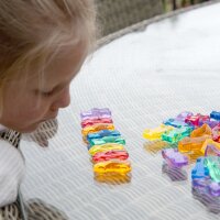 Lot de 72 figurines de voitures en plastique translucide et color&eacute; dans une bo&icirc;te de rangement