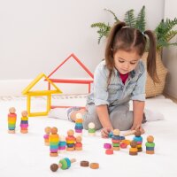 Set with 15 colorful wooden figures to screw together for group & role play including storage bag