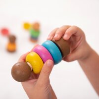 Set with 15 colorful wooden figures to screw together for group & role play including storage bag