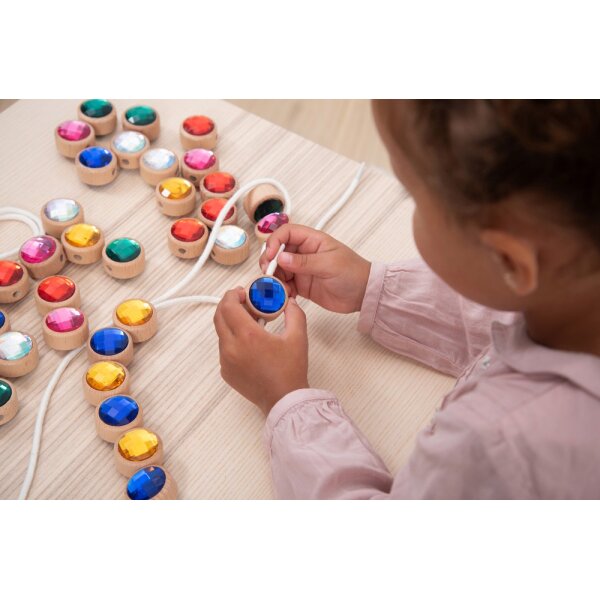 Wooden threading jewels &ndash; 36-piece set made of FSC&reg; wood & acrylic including 3 cords & bag