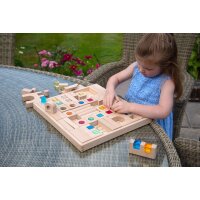 Coffret de 83 blocs de construction en bois et &eacute;l&eacute;ments en pierres pr&eacute;cieuses acryliques &ndash; y compris un plateau avec base miroir