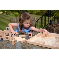 Coffret de 83 blocs de construction en bois et &eacute;l&eacute;ments en pierres pr&eacute;cieuses acryliques &ndash; y compris un plateau avec base miroir