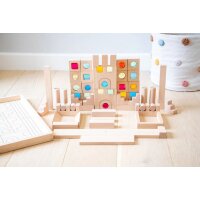 Coffret de 83 blocs de construction en bois et &eacute;l&eacute;ments en pierres pr&eacute;cieuses acryliques &ndash; y compris un plateau avec base miroir