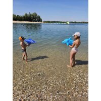 Inflatable Water Gun (Shark)