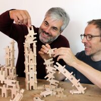 STAPLA - 12 wooden figures for childrens hands and big ideas