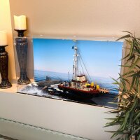 Acrylic display for LEGO&reg; 21350 Jaws (With background image & black base)