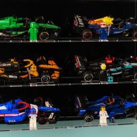 Espositore da parete in acrilico per 10 modelli LEGO&reg; della serie Speed ​​​​Champions F1 (con sfondo nero)