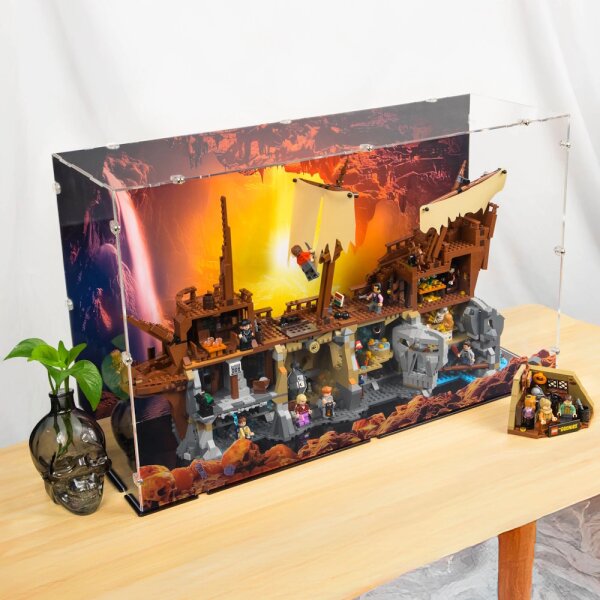 Acryl-Display f&uuml;r LEGO&reg; 21363 Die Goonies (Mit Hintergrundbild & schwarzem Boden)